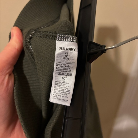 Green Ribbed Leggings - Picture 4 of 4